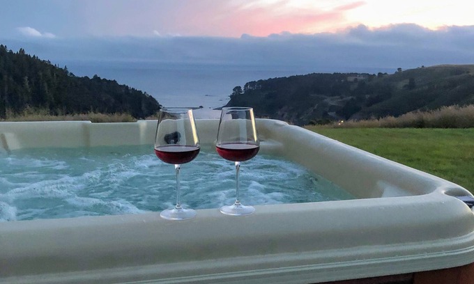 Albion House | River's End is where the Majestic Navarro River meets the Pacific Ocean