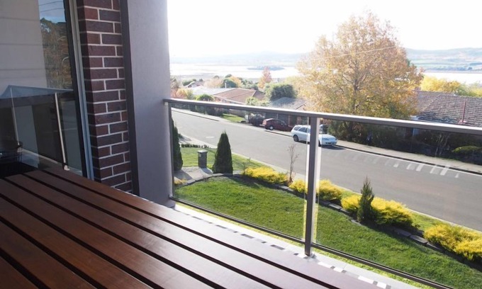 Riverside House | River View House, beautiful river views, free wifi.