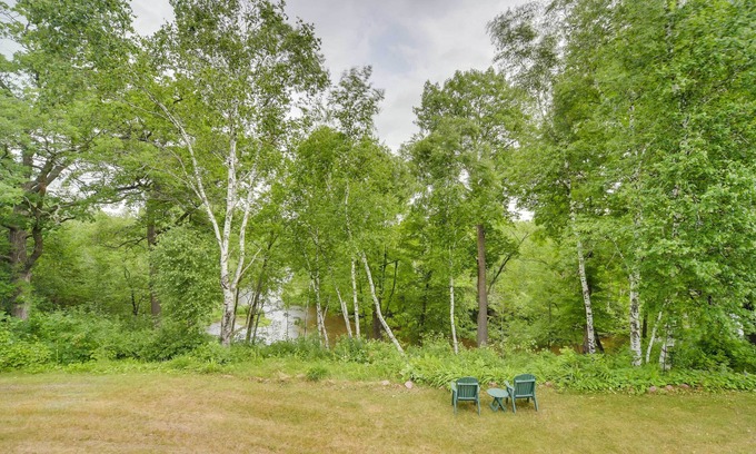 Brill House | Riverfront Bliss in Rice Lake: Deck, Grill & Hike!