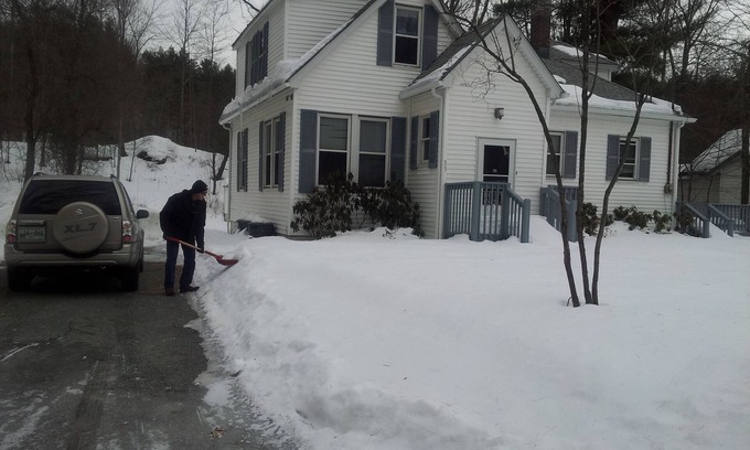 Monticello House | Riverfront Ski & Fishing retreat, steps from the slopes!