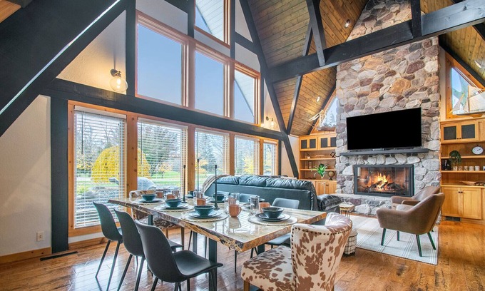 Bristol House | Riverhaven! Gorgeous A-Frame On St Joe River!