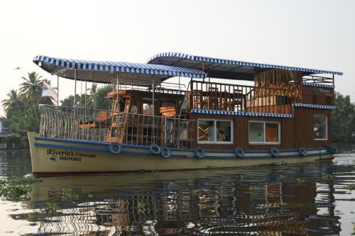 Mankombu Boat Rental | Riveria Caravan Houseboat
