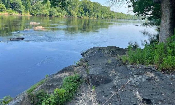 Bremo Bluff House | Riverview Cabin on the James