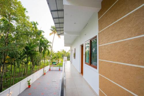 Kochi Apartment | riverview homestay