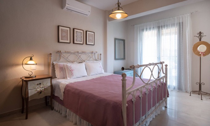 Agios Nikolaos Apartment | Rizes House- Elia Luxury Apartment
