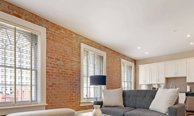 Central Business District House | Roami at Factors Row | Near Superdome | 2 Bedroom