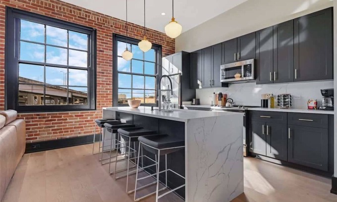 Arts/Warehouse District House | Roami at The Lola | Near French Qtr. | 2 Bedroom