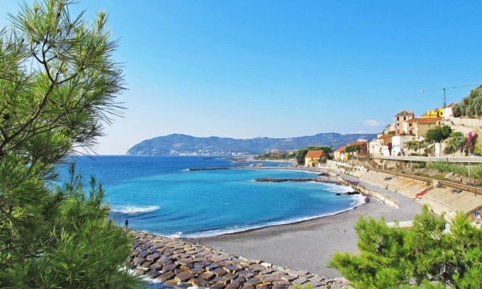 Capo Mimosa-Rollo Apartment | Rocce di Capo Mimosa by Interhome