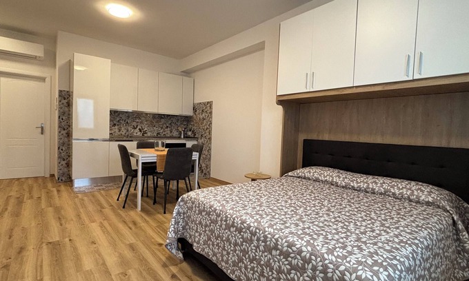 Rocca San Felice Apartment | Rocchesi Apartments - Studio apartment with portion of terrace, ideal for couples