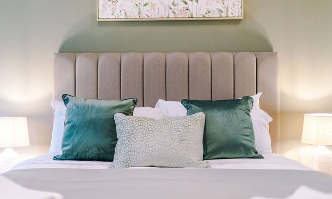 Stoney Middleton Apartment | Rock Mill | The Penthouse Suite