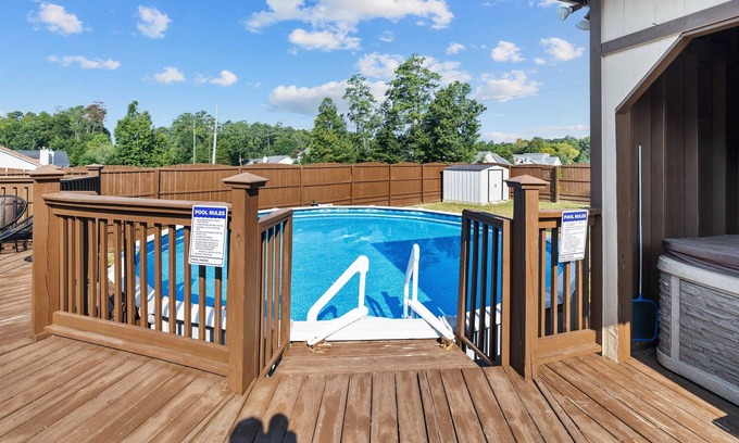 Rome House | Rocky 4, Newer 3 BR, Pool, Hot Tub, Fence, Tennis