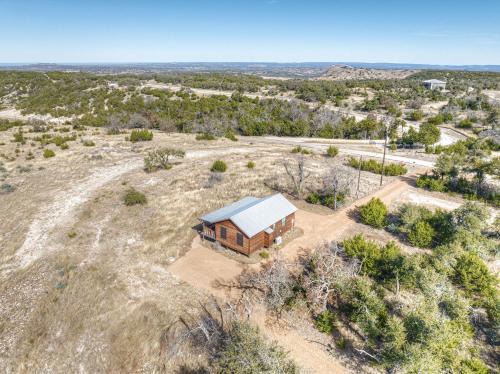 Fredericksburg House | RockyRidge Cabin-Hill Country Views-20 min to Fred