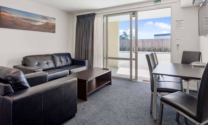 Rolleston Hotel | Rolleston Highway Motel