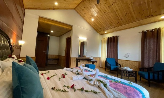 New Manali Hotel | Roman Reigns situated at the beautiful hills of manali