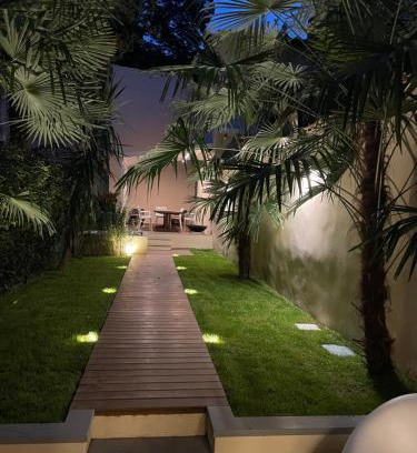 Santo Spirito Apartment | Romantic Florence Getaway