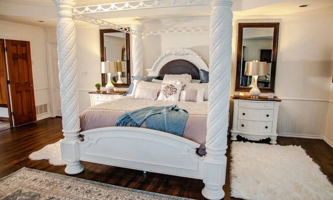 Valley View Bed & Breakfast | Romantic Honeymoon Suite in Bed & Breakfast
