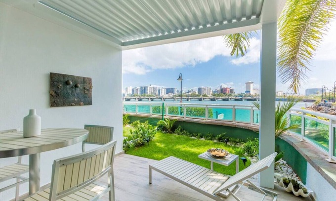 Puerta de Tierra Condo | Romantic Oceanfront Private Patio Full Generator
