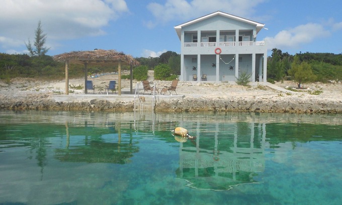 Governor's Harbour House | Romantic Seclusion on the Caribbean Sea