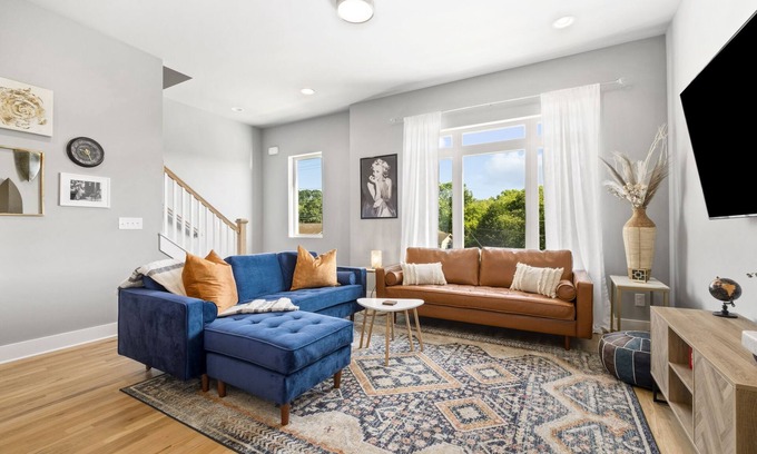Haynes Area House | Rooftop Deck w/View - Comfy Beds - Firepit & BBQ - Pets OK