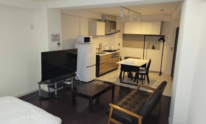 Hiroshima City Centre Apartment | Room 501 - PSTAY Hiroshima Peace Park with Pets Room 501/Hiroshima Hiroshima