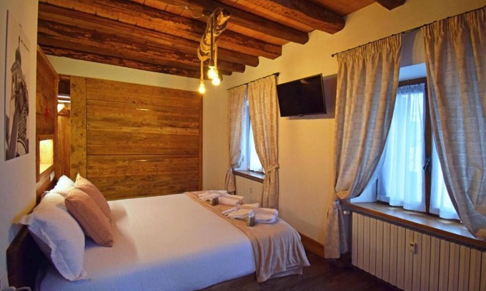 Comelico Superiore Apartment | Room 'Dosoledo' with Wi-Fi