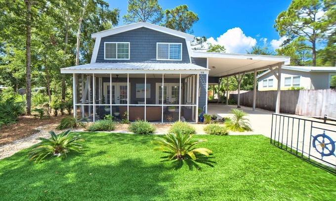 Apalachicola Apartment | Room for your boat too and it’s covered full water filtration system too