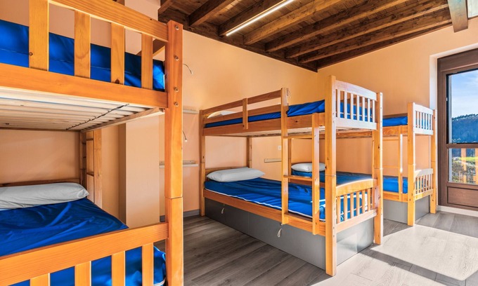 Carabano Apartment | Room 'Habitacion 3' with Mountain View, Wi-Fi and Air Conditioning