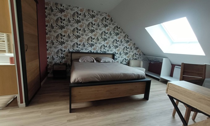 Ecommoy Apartment | Room in 2-person apartment