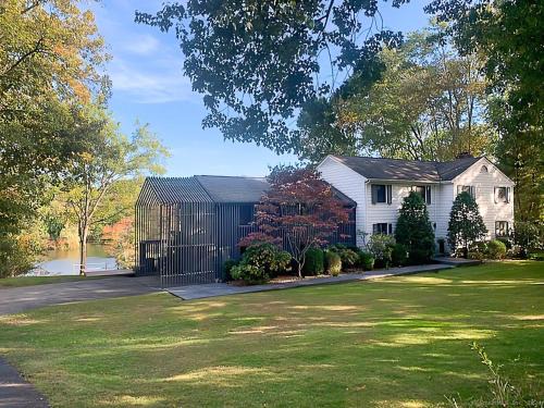 Greenwich House | Room in Lake Home - 2BR 1BA Kitchenette