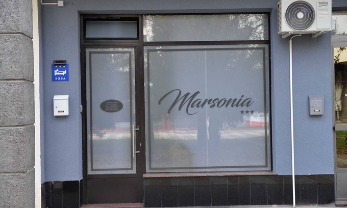 Slavonski Brod House | Room Marsonia