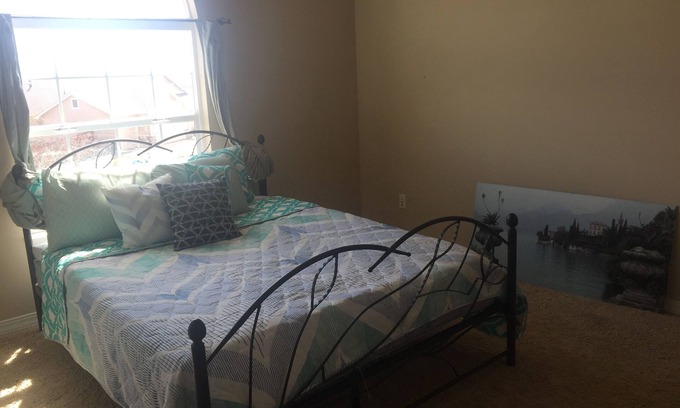 Stetson Hills Condo | Room with private bathroom