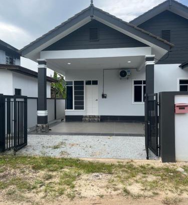 Kampung Kebor Air House | RooMa Village Homestay