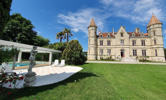 Leyritz-Moncassin House | ROOMS, Bordeaux region, wine route, thermal baths, cures.