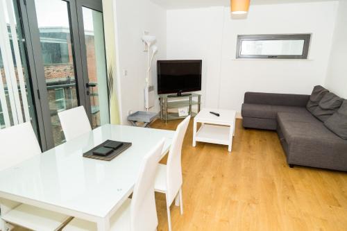 Chinatown Apartment | Ropewalks Apartments by Happy Days