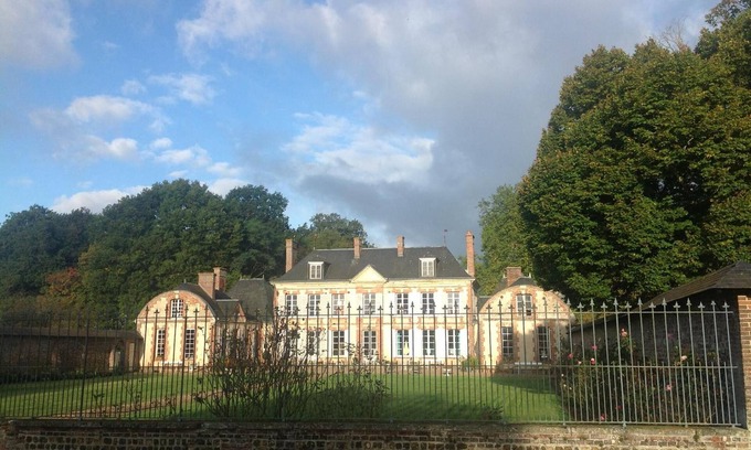 Bois-Normand-Pres-Lyre House | Rouge Maison