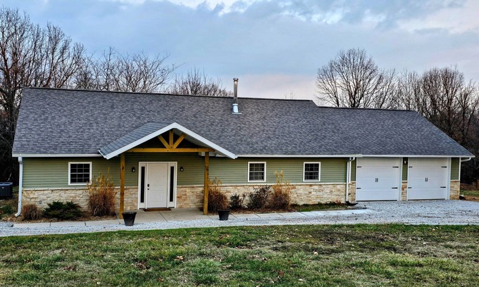 Brookline Station House | Route 66 Turnback Creek Hunting Lodge. Secluded acreage, handicap accessible.