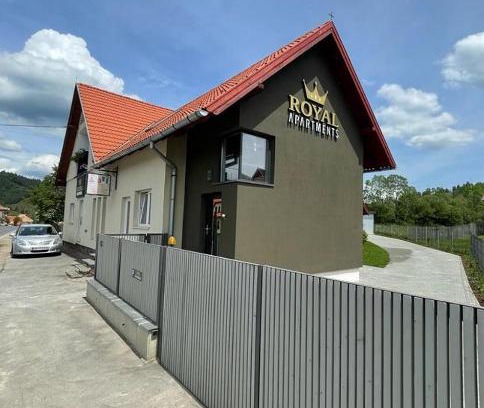 Comiat House | ROYAL APARTMENTS