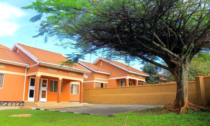 Kampala House | Royal Chimney 3bedroom house