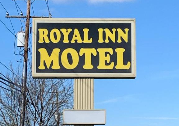Rio Hotel | Royal Inn Motel-Charlottesville