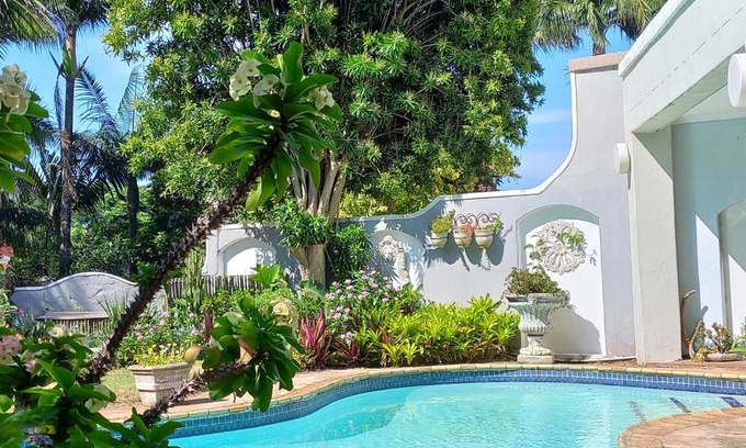 Umhlali Beach House | Royal Palm Suite, Villa Roc Guesthouse, Salt Rock Ballito, Solar Power