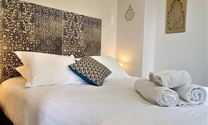 2nd Arrondissement Apartment | RUBY - au pied de la gare Perrache