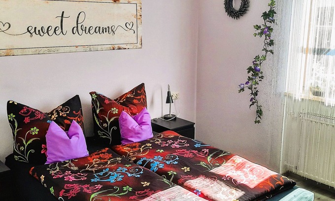 Ohlstadt Apartment | Ruhige am Ortsrand Gelegene Ferienwohnung mit Westterrasse