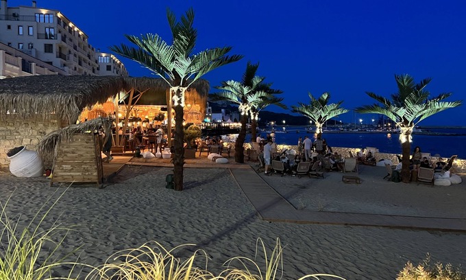 Balchik Villa | Ruhige Villa mit Pool -5 Min.vom Strand
