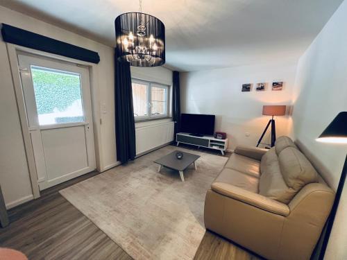 Genk House | Ruime suite met privé ingang en badkamer