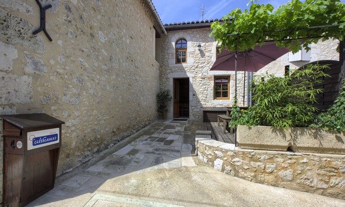 Pessac-sur-Dordogne House | Rural cottage in the heart of the Bordeaux vineyards