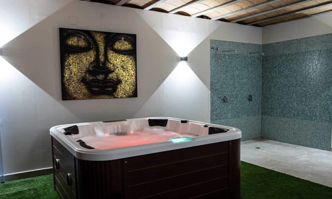 Bellcaire d'Urgell Cottage | Rural House with Spa