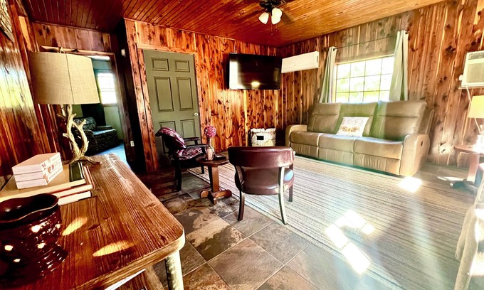 Paris Cabin | Rustic Cabin #63 on Mount Magazine