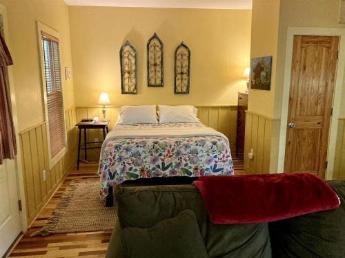 Elkin House | Rustic Cabin on 28-Acre Property in the Foothills of the Blue Ridge Mountains