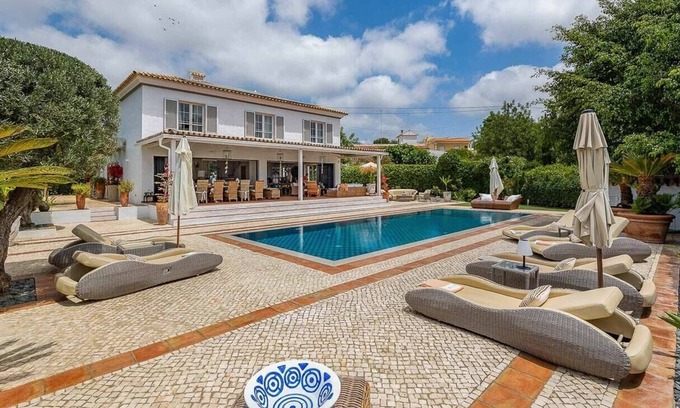 Cerro do Mocho Villa | Rustic-Chic Algarve Rental Home Family Style Bliss