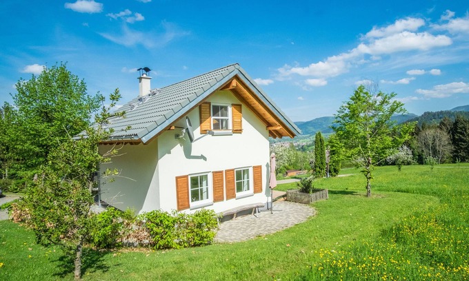 Kirchzarten House | Rustic-modern Ferienalm in the middle of the Black Forest